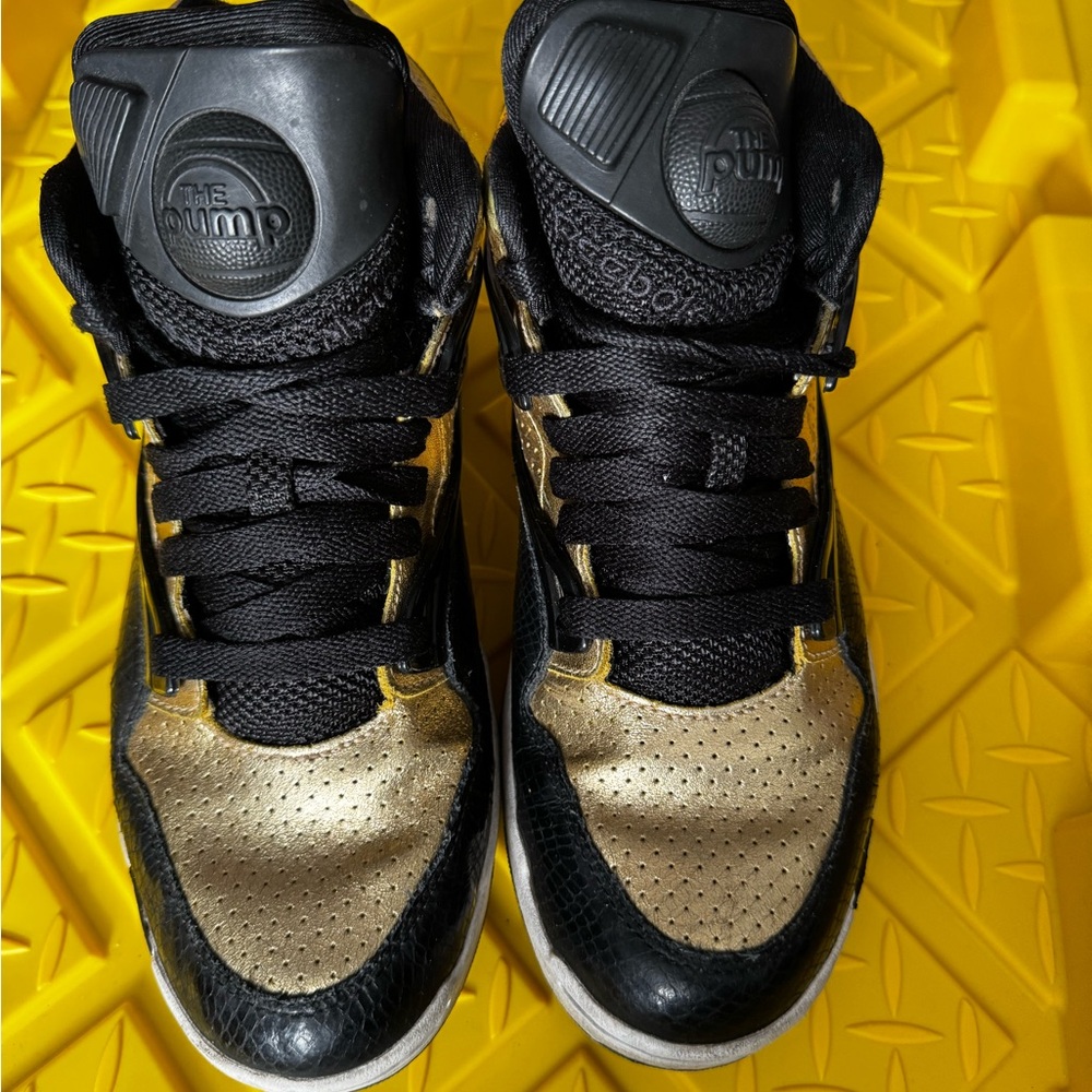 2/$30- Reebok Pump Sneakers in Black and Gold